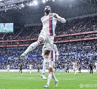 完美体育中国官网-意大利杯赛后再迎强敌，罗马迎来里程碑，主帅态度——球迷炸锅，球队文化再被提及